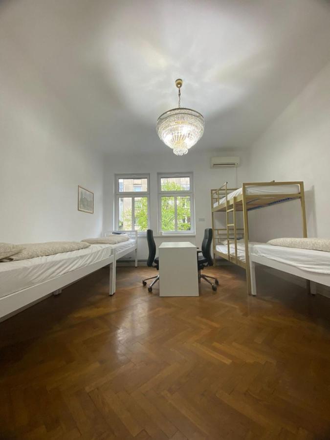 Rooms Miklosiceva リュブリャナ エクステリア 写真