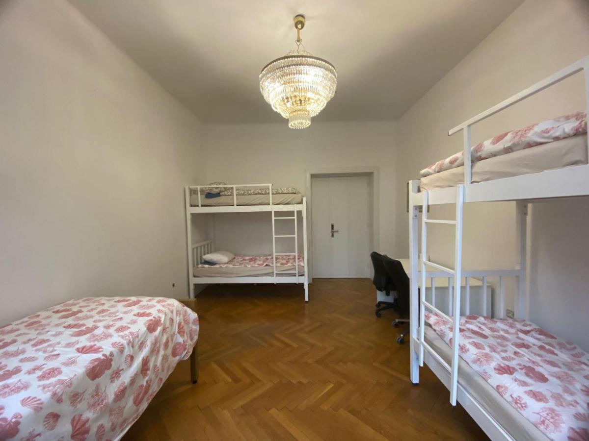 Rooms Miklosiceva リュブリャナ エクステリア 写真