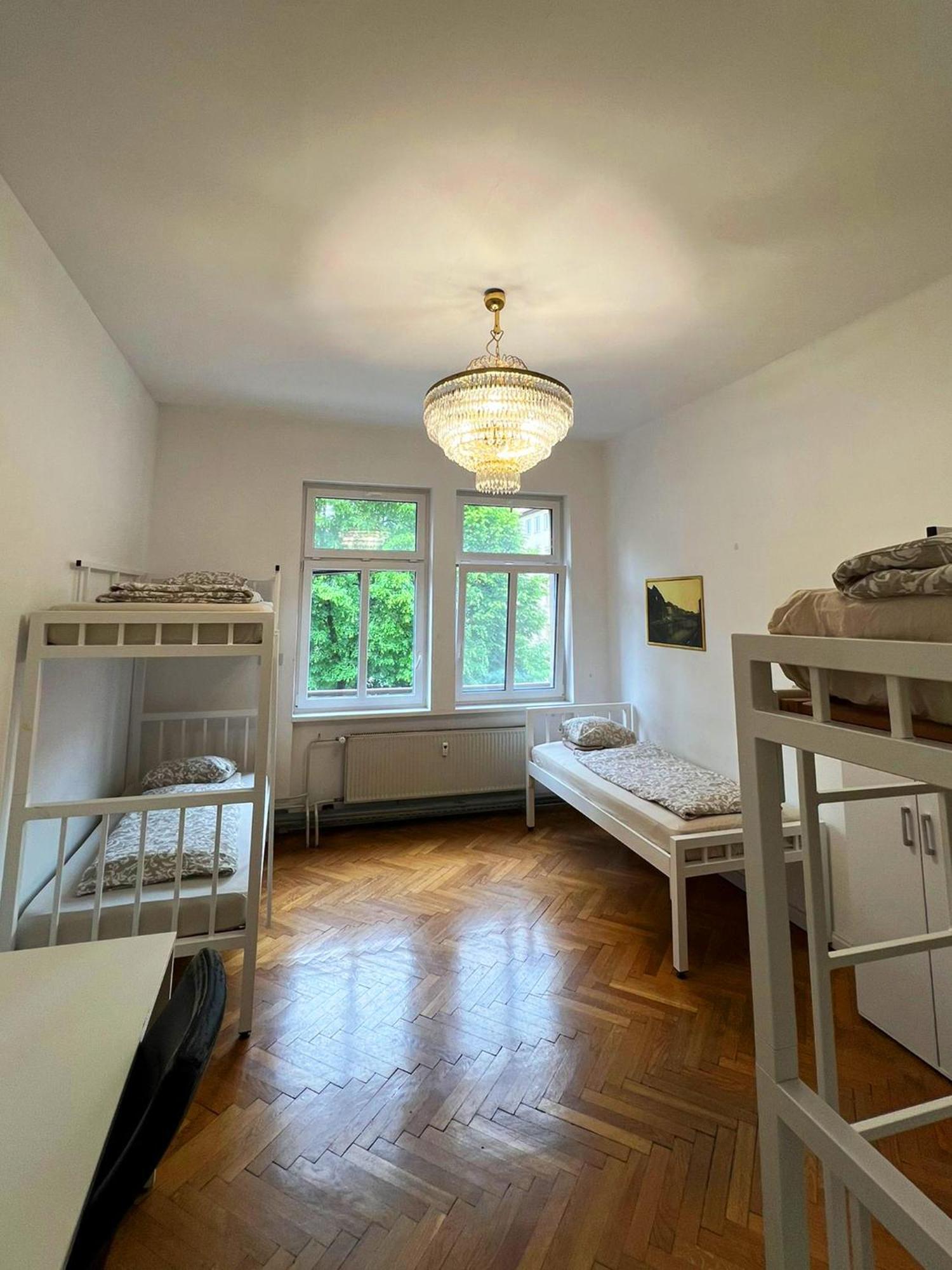 Rooms Miklosiceva リュブリャナ エクステリア 写真